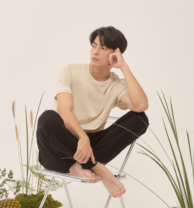 T-shirt made of pineapple fiber